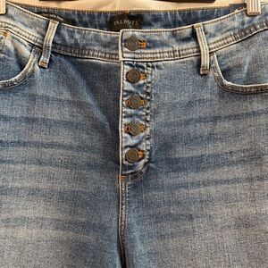 TALBOTS JEANS, Size 16P, Demi Boot Ankle Jean with High Waist in Mid-Wash, NEW.